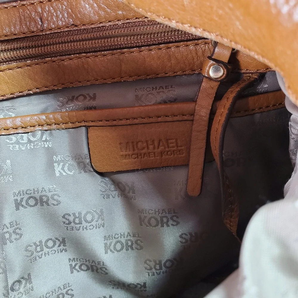 Michael Kors Rust Brown Multi‎ Pocket Pebbled Leather Shoulder Bag Y2K Hobo